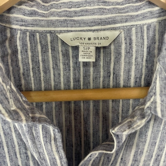 Lucky Brand cotton blend button down. A light blue and white stripe, size small. - Picture 2 of 5